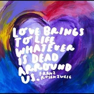 Meet your Posher, Claudia